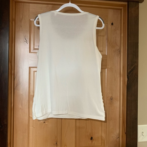 Tank - Picture 2 of 2